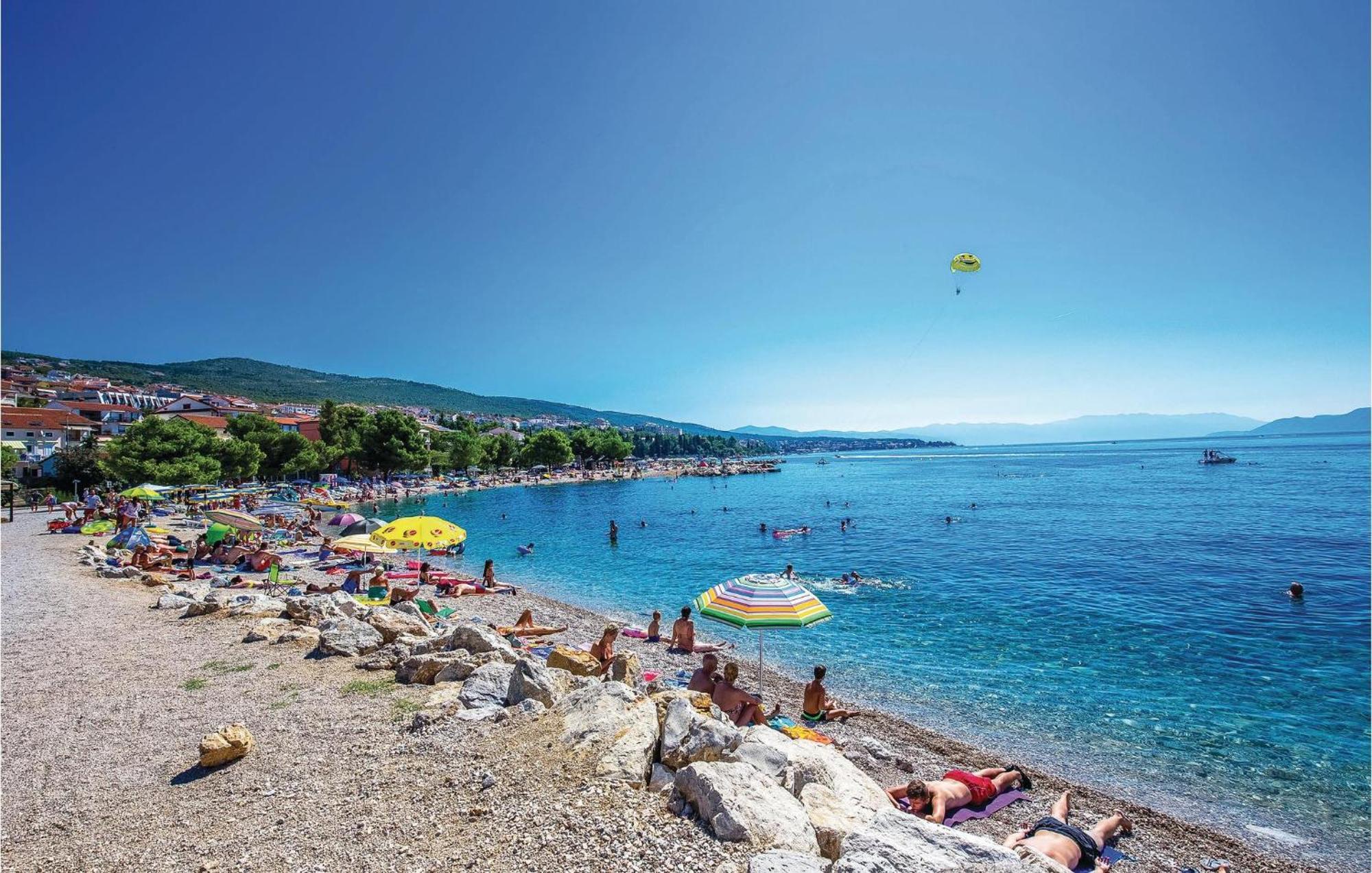 Amazing apartment in Crikvenica with 2 Bedrooms&WiFi Buitenkant foto